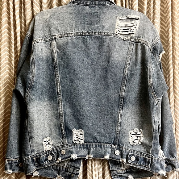 Iris Basic Destroyed Denim Jacket Size S/M - Picture 2 of 6